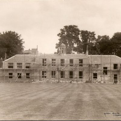 1928 Demolition of the Annexe
